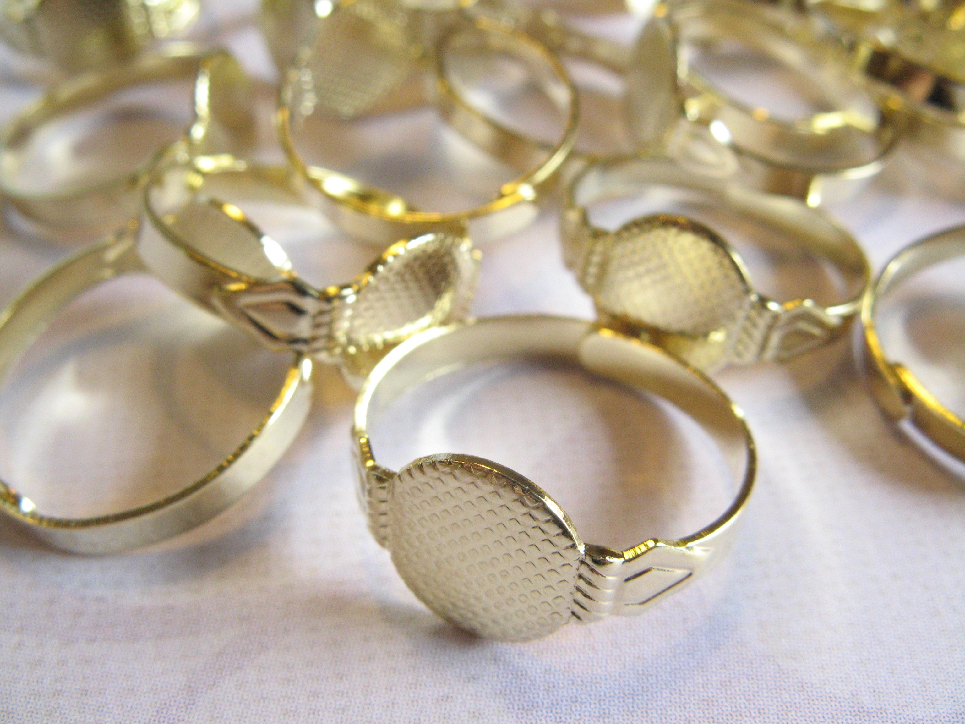 50 Adjustable Ring Blanks - 10mm Pad - Gold on Luulla