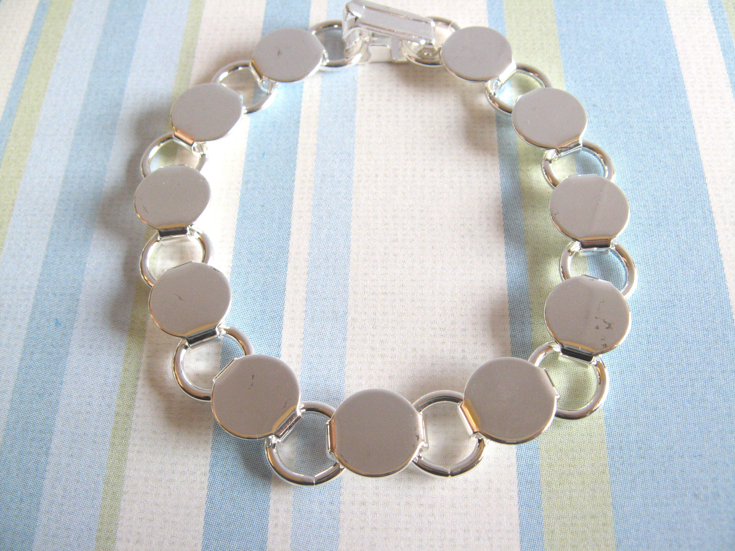  5 Disk Loop Glue On Bracelets 7.2 Inch Silver Plated on Luulla
